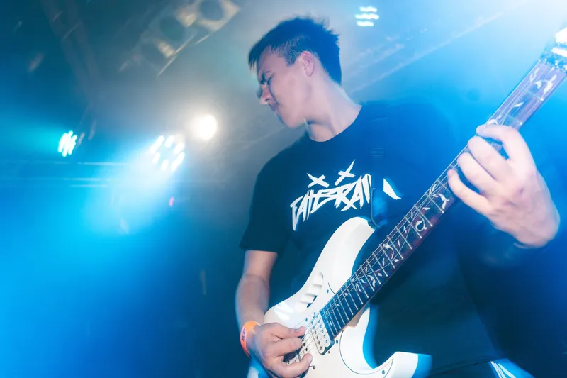 Ominate